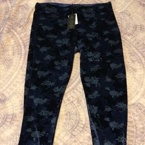 Velvet leggings (1X-2X) brand new (NWT)